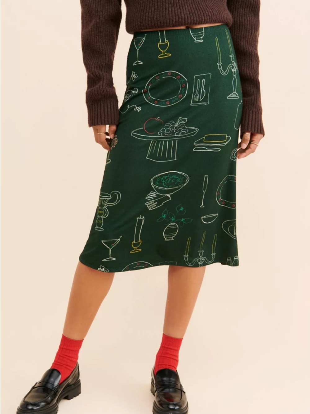 Lisa Says Gah Midi Skirt in “Set the Table” Print